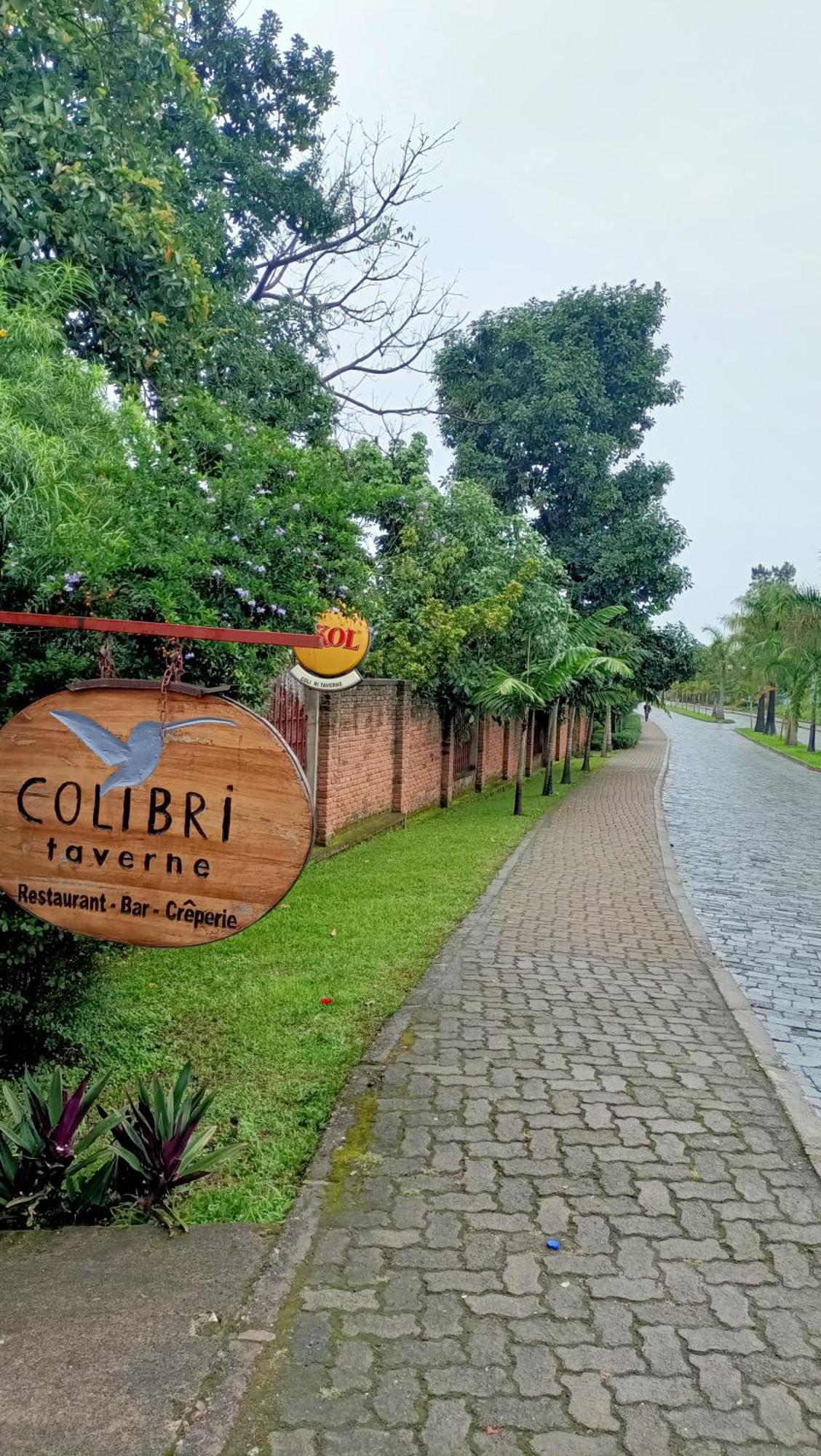 Colibri Taverne & Guest House Gisenyi Bagian luar foto
